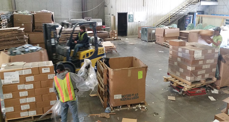 deboxing-lg | Quincy Recycle Deboxing & Shredding